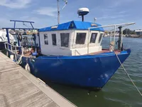 Navire de pêche à vendre