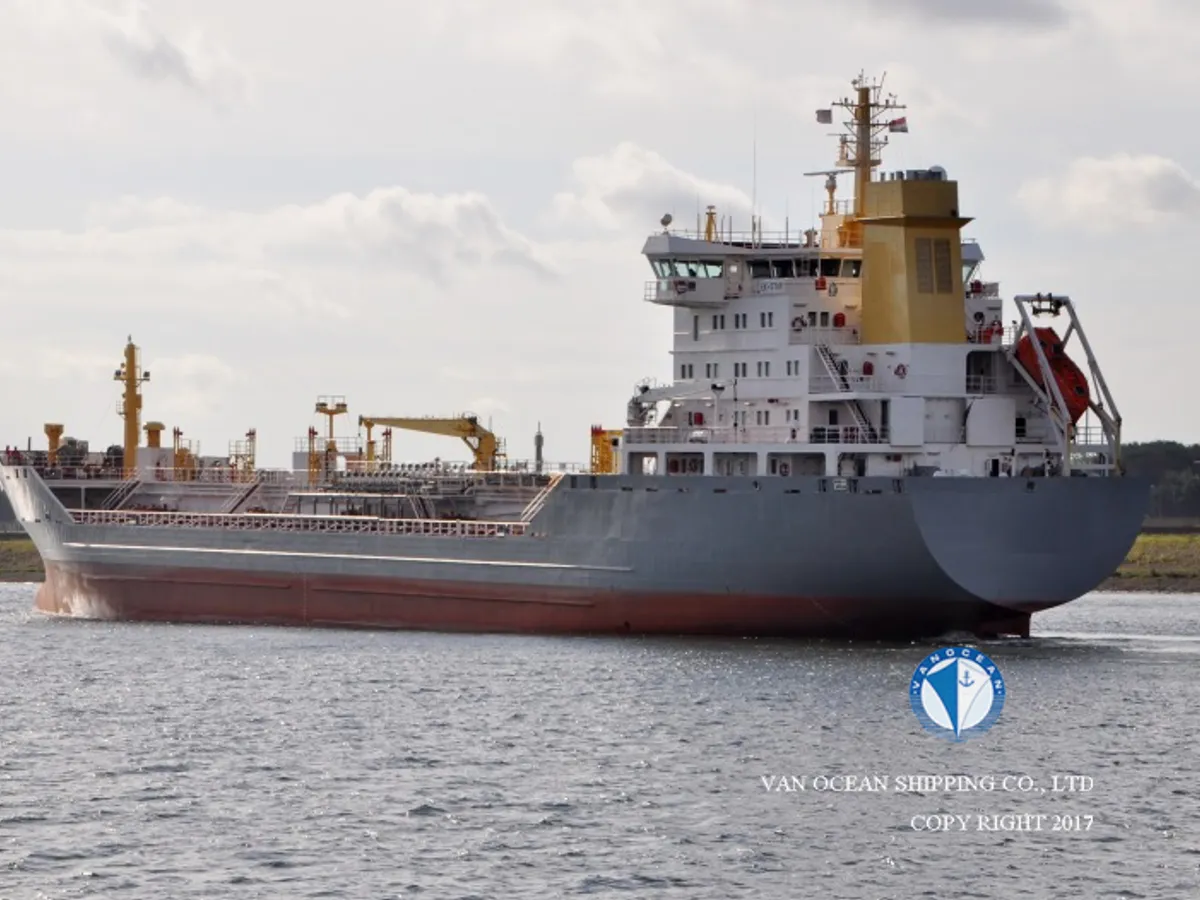 Pétrolier / chimiquier à vendre