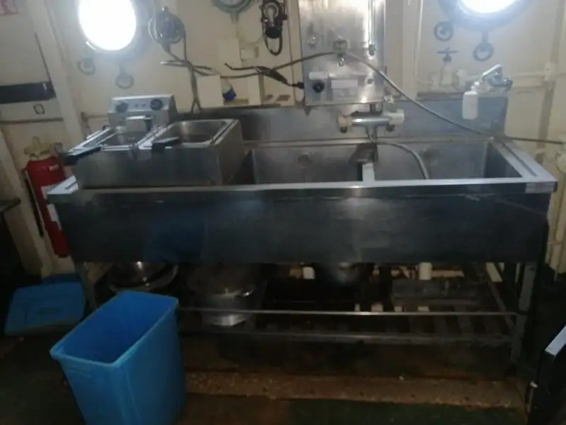 Bateau patrouilleur à vendre