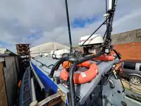 Navire d'arpentage à vendre