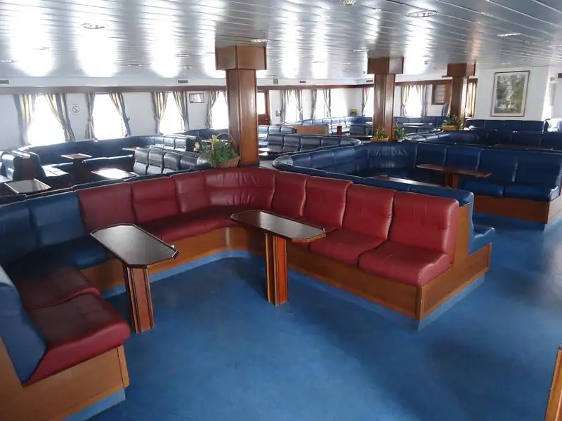 Navire-ferry à vendre