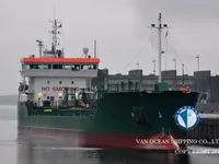 Pétrolier / chimiquier à vendre