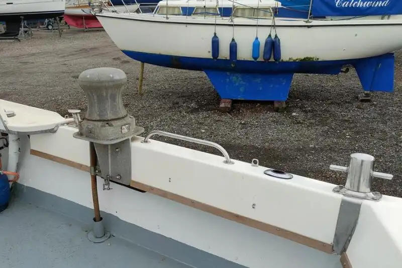 Bateaux de travail à vendre