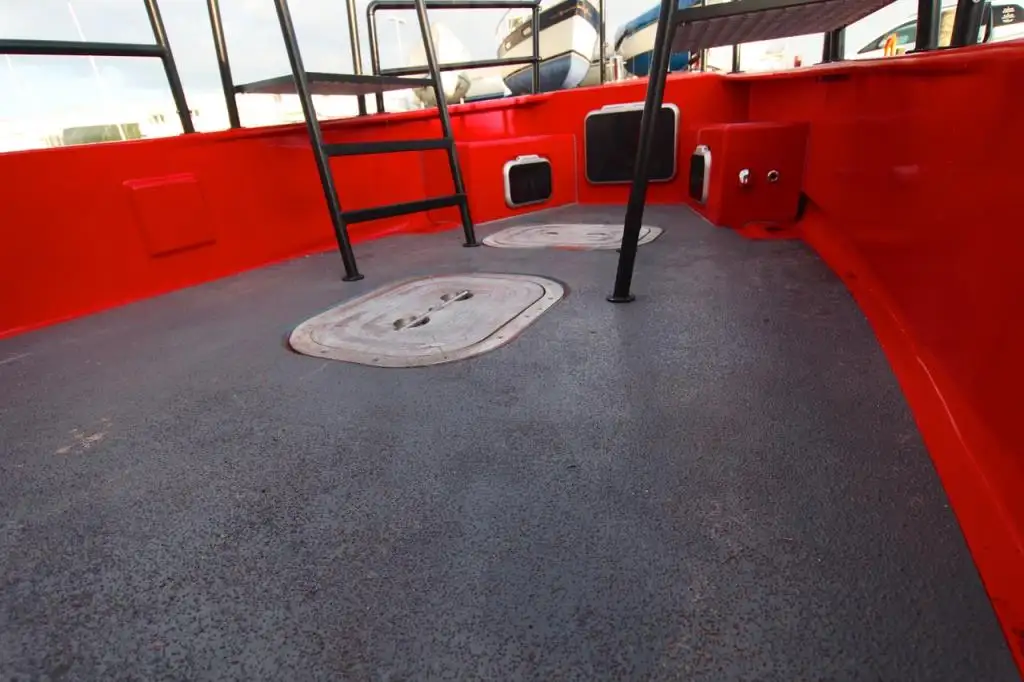 Bateau pilote à vendre