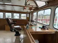 Bateau de transport d'équipage à vendre
