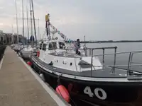 Bateau pilote à vendre