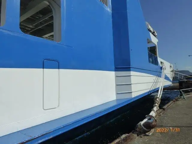 Navire-ferry à vendre