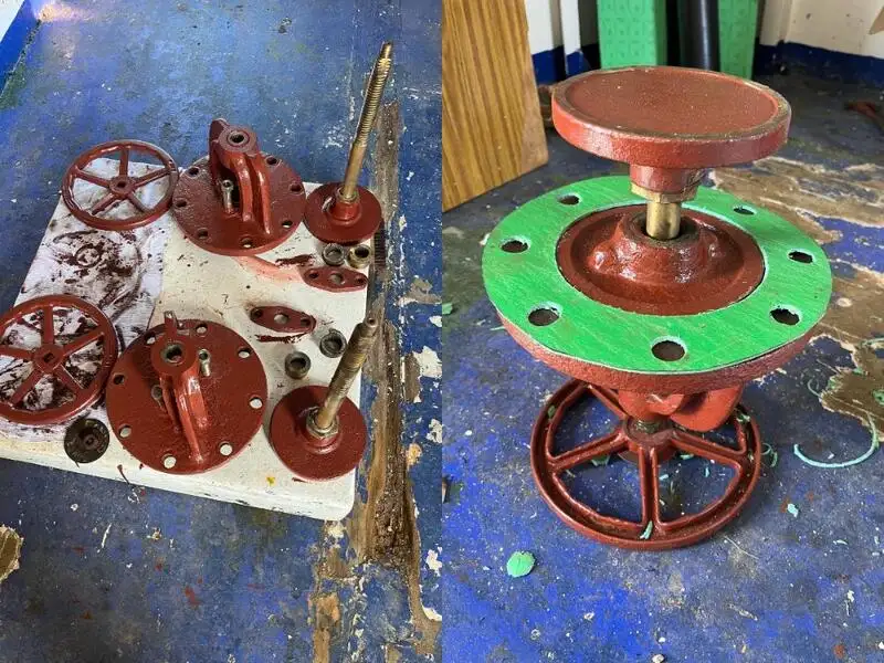 Bateaux de travail à vendre
