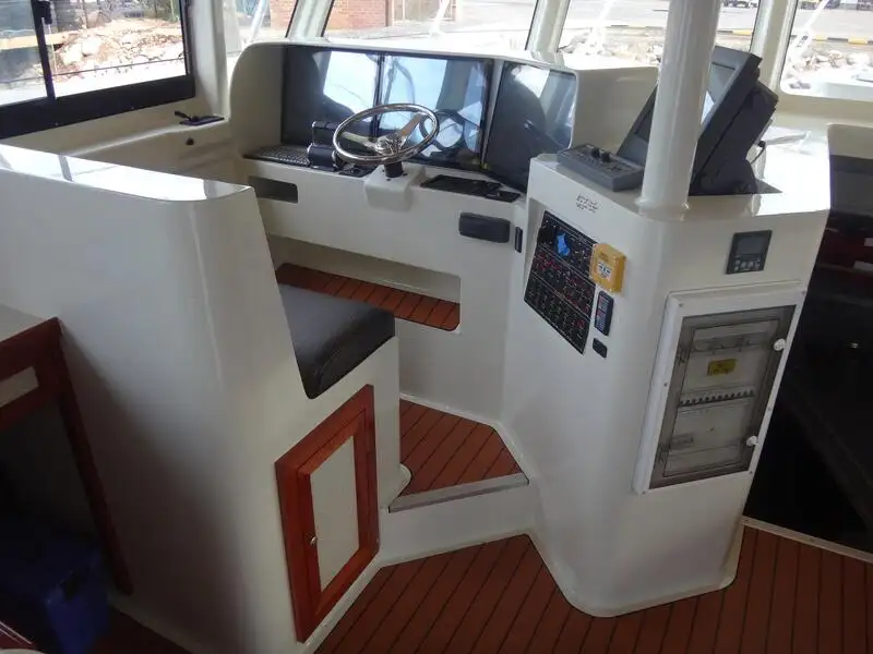 Bateaux de travail à vendre