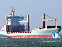 Navire frigorifique à vendre
