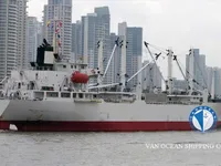 Navire frigorifique à vendre