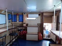 Navire d'arpentage à vendre