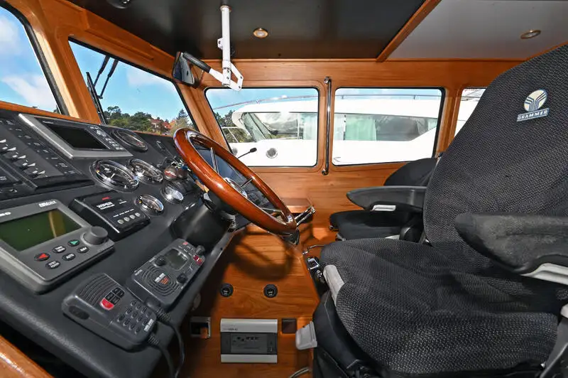 Bateaux de travail à vendre