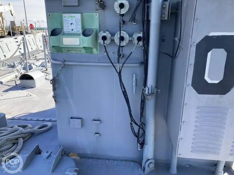 Navire de débarquement, citerne à vendre