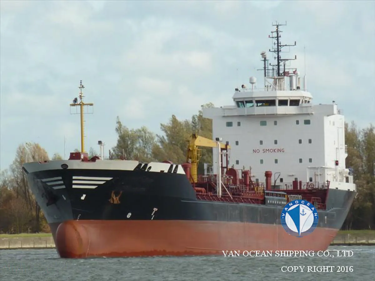 Pétrolier / chimiquier à vendre