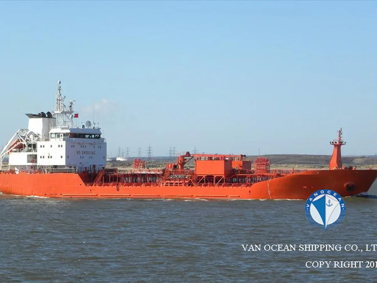 Pétrolier / chimiquier à vendre