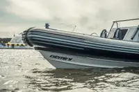 Bateau pneumatique semi-rigide à vendre