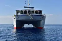 Navire d'arpentage à vendre