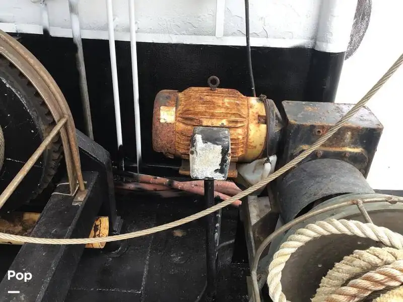 Chalutier à vendre