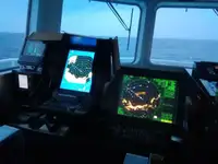 Bateau patrouilleur à vendre