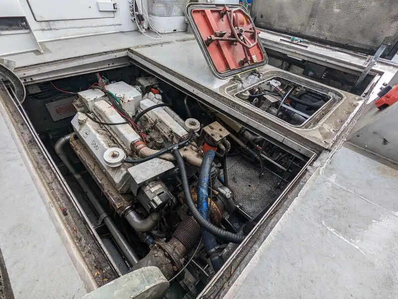 Bateaux de travail à vendre