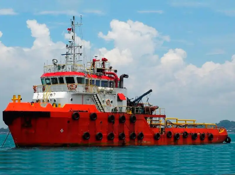 Navire frigorifique à vendre