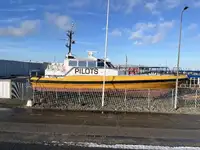 Bateau pilote à vendre