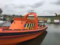 Bateau pneumatique semi-rigide à vendre