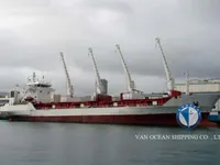 Navire frigorifique à vendre