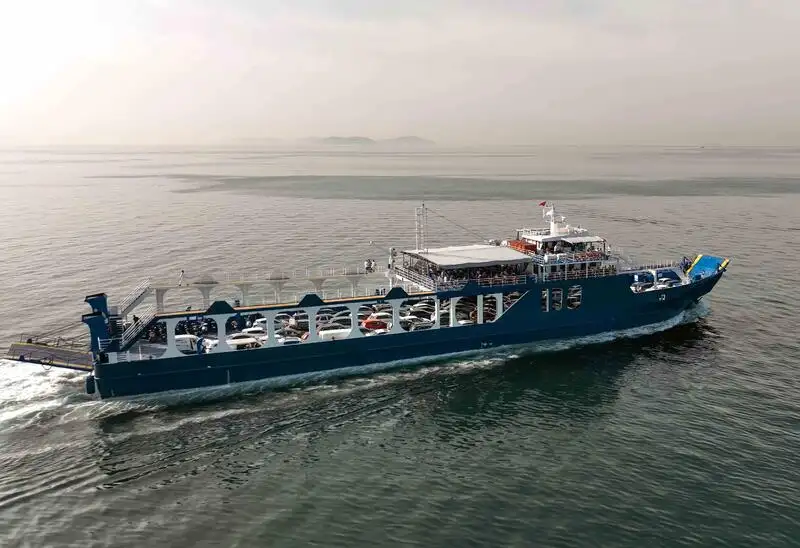 Navire-ferry à vendre