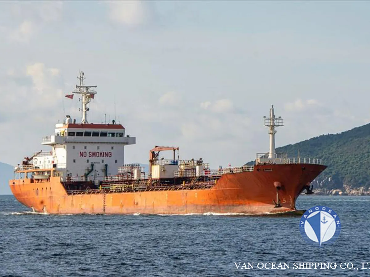 Pétrolier / chimiquier à vendre