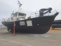 Bateaux de travail à vendre