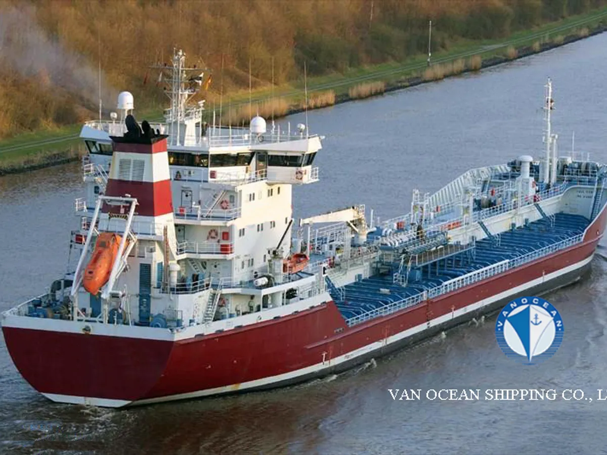 Pétrolier / chimiquier à vendre