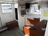 Bateaux de travail à vendre