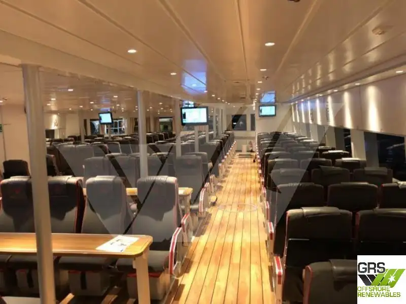 Navire de passagers à vendre
