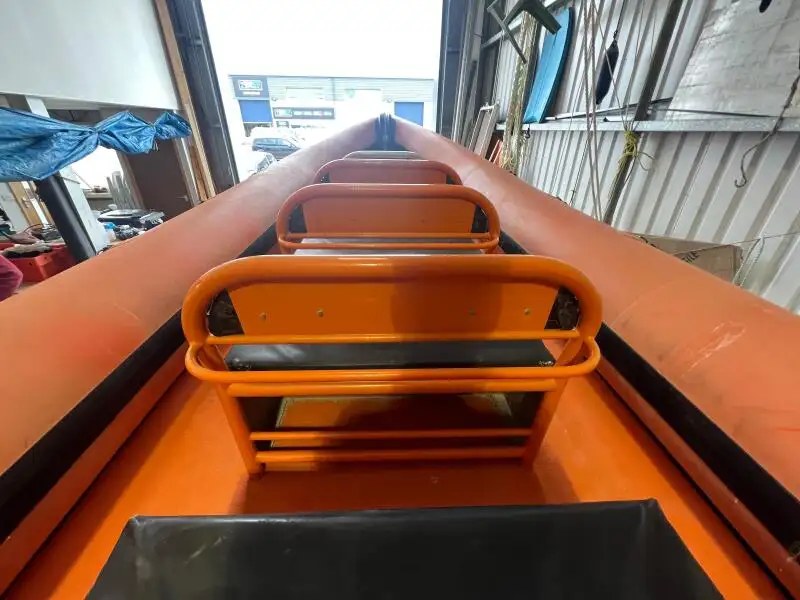 Bateaux de travail à vendre
