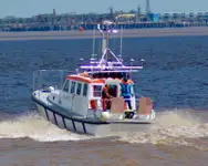 Navire d'arpentage à vendre