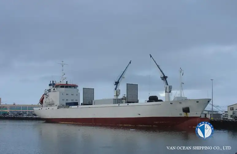 Navire frigorifique à vendre