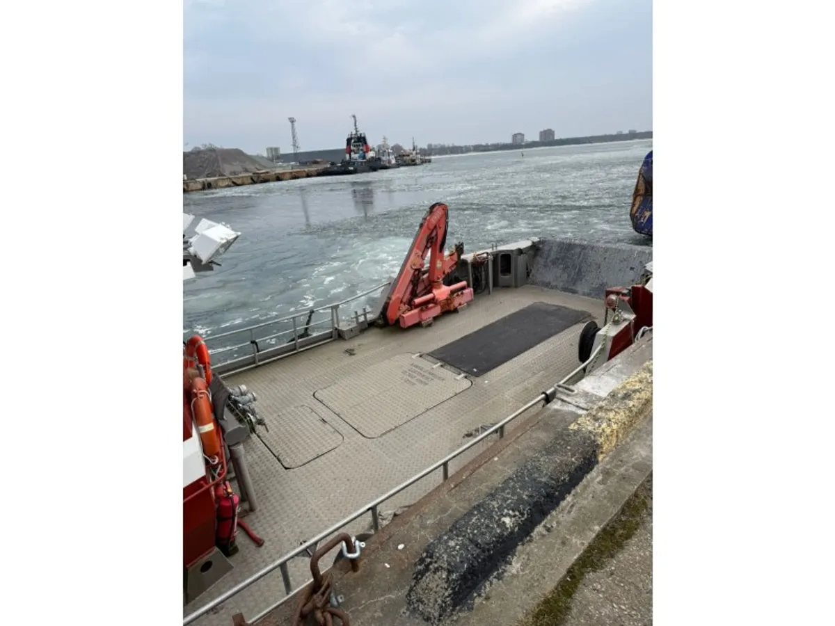 Bateaux de travail à vendre