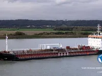 Pétrolier / chimiquier à vendre