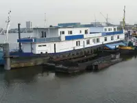 Péniche à vendre