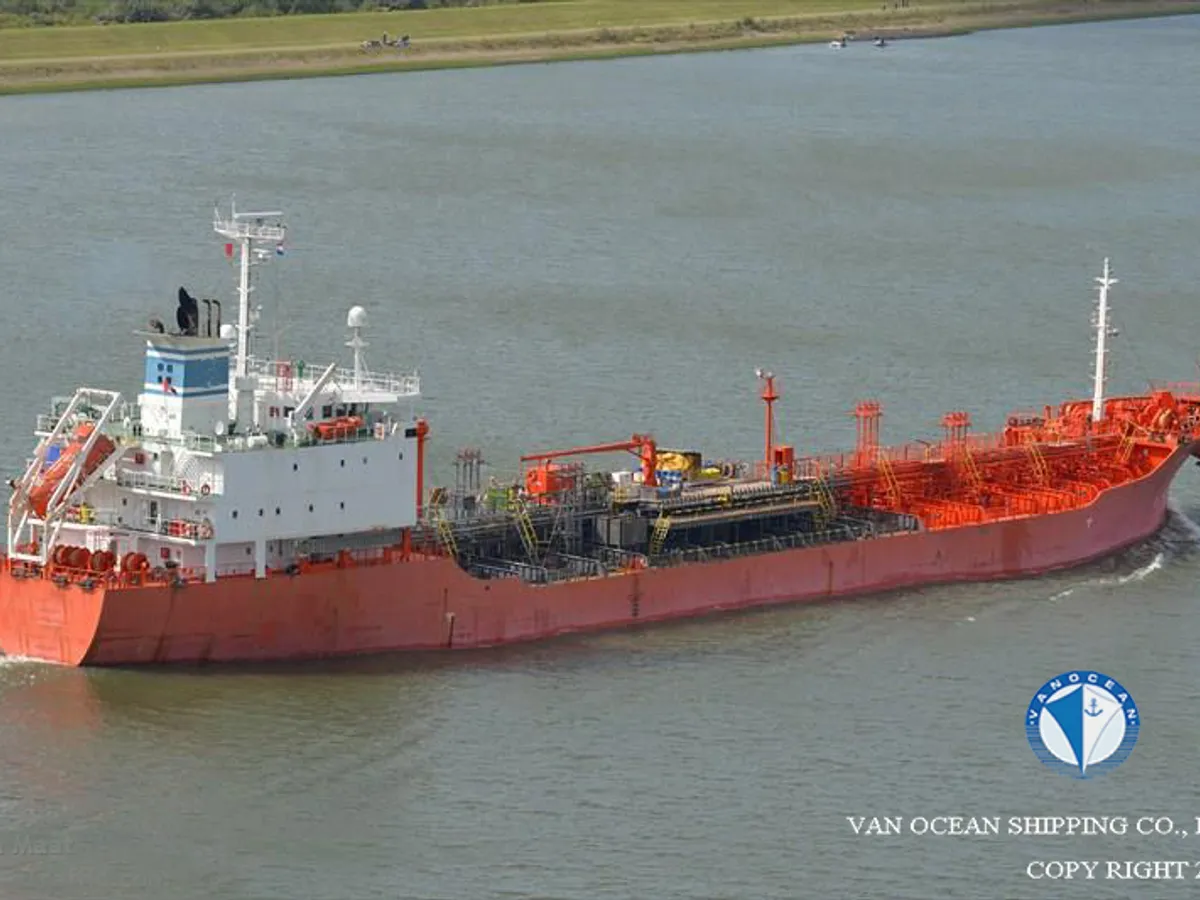 Pétrolier / chimiquier à vendre