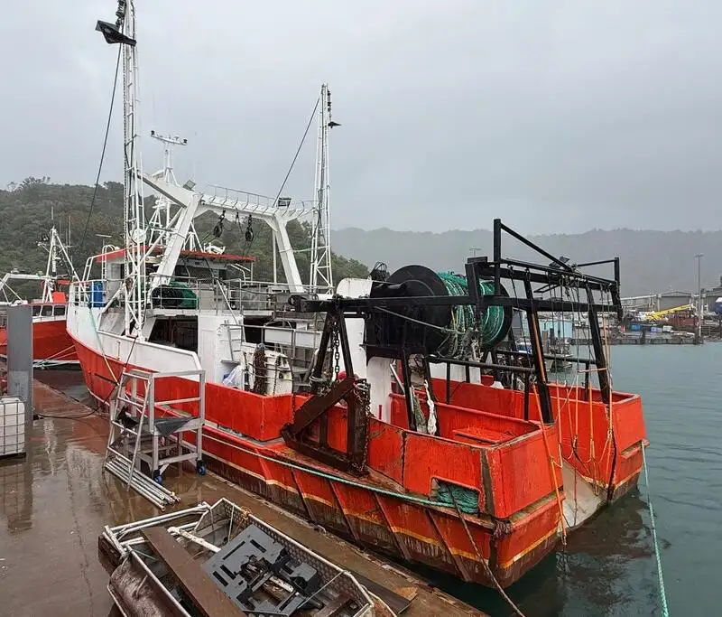 Chalutier à vendre