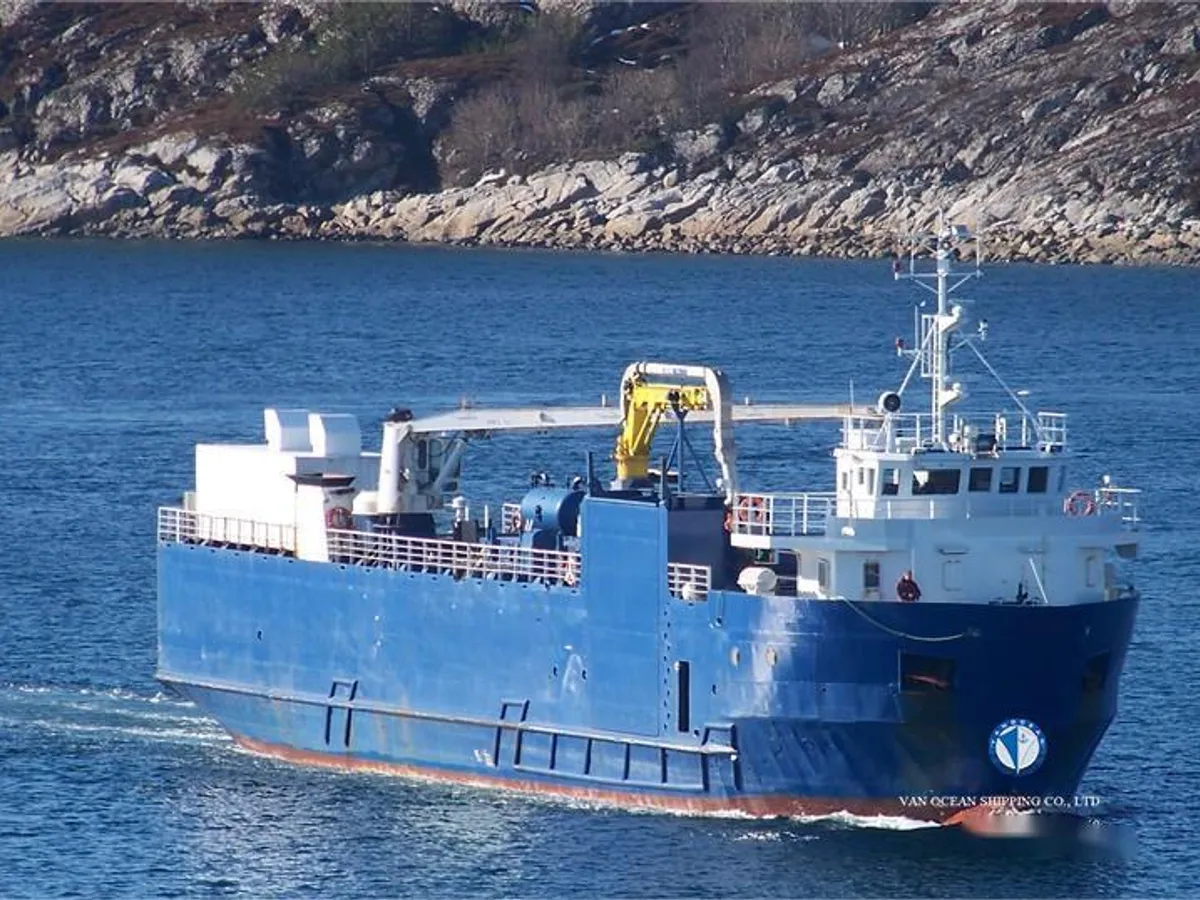 Navire frigorifique à vendre