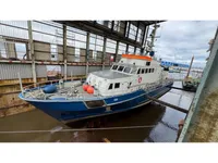 Bateau patrouilleur à vendre