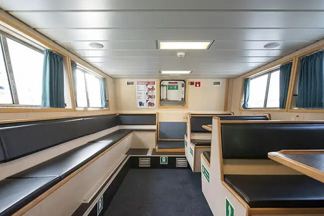 Bateau de transport d'équipage à vendre