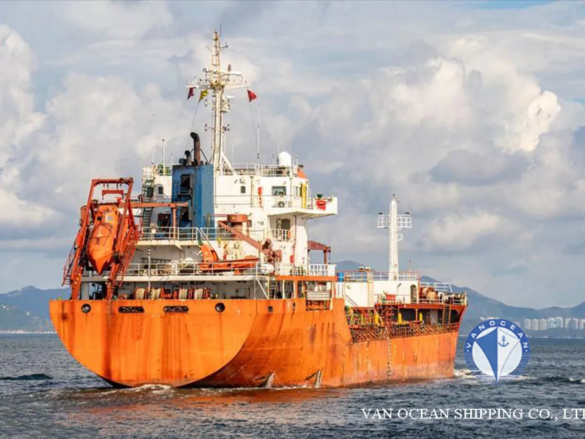 Pétrolier / chimiquier à vendre