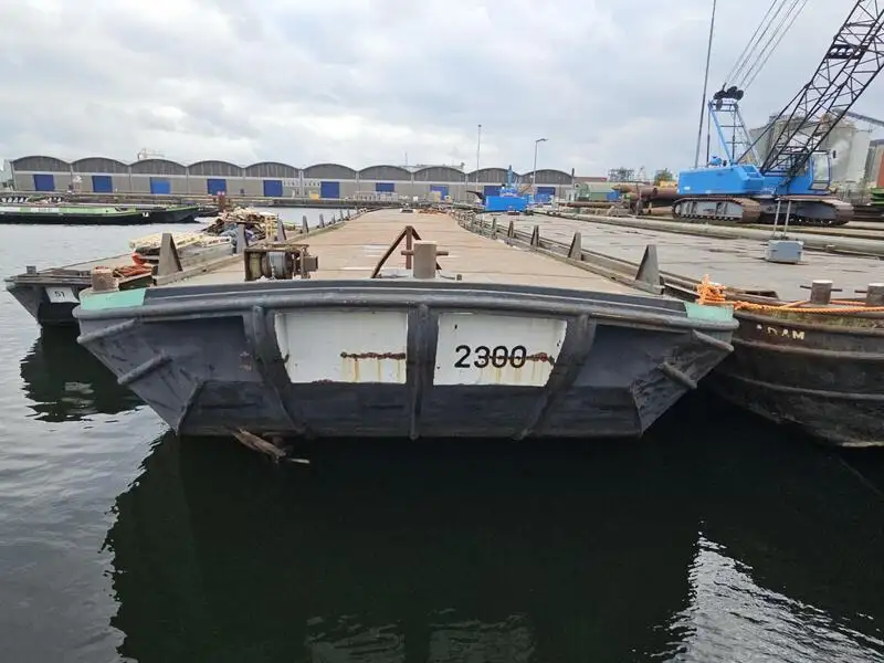 Péniche à vendre
