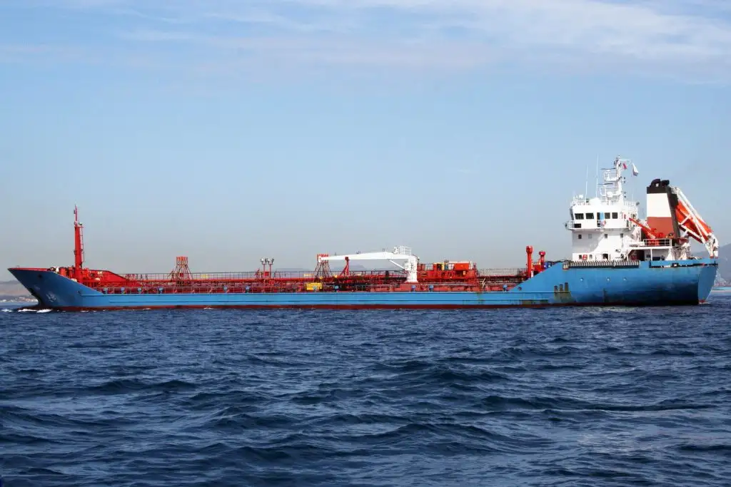 Pétrolier / chimiquier à vendre