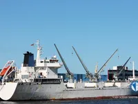Navire frigorifique à vendre